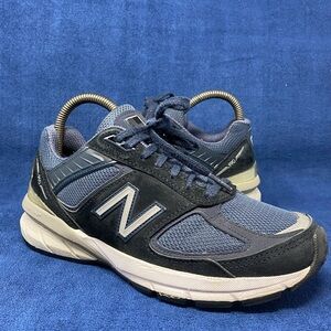 New Balance 990v5  Women’s Size 7 D Navy Blue Running Shoes Made in USA M990NV5